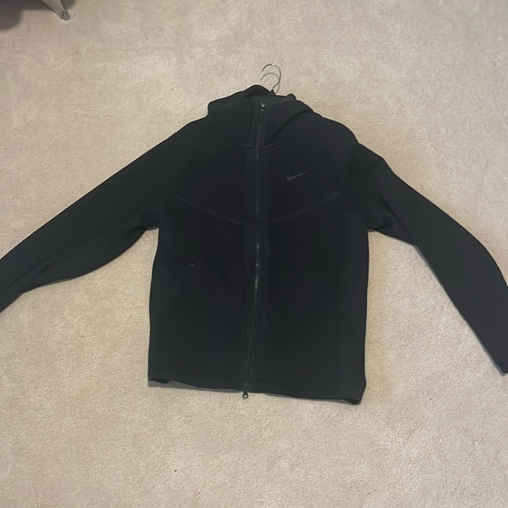 Heavyweight Nike Tech Fleece